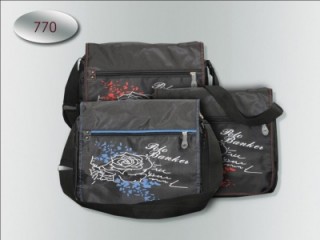 Молодёжная сумка на плечо  ― Производственная компания СттНск, тапочки, сланцы, сумки, рюкзаки, обложки для документов оптом в Новосибирске